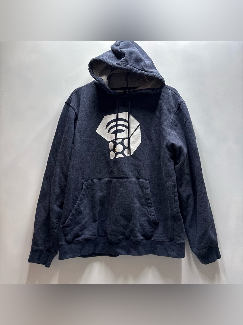 Mountain Hardwear Men’s Navy Blue Hoodie with Logo